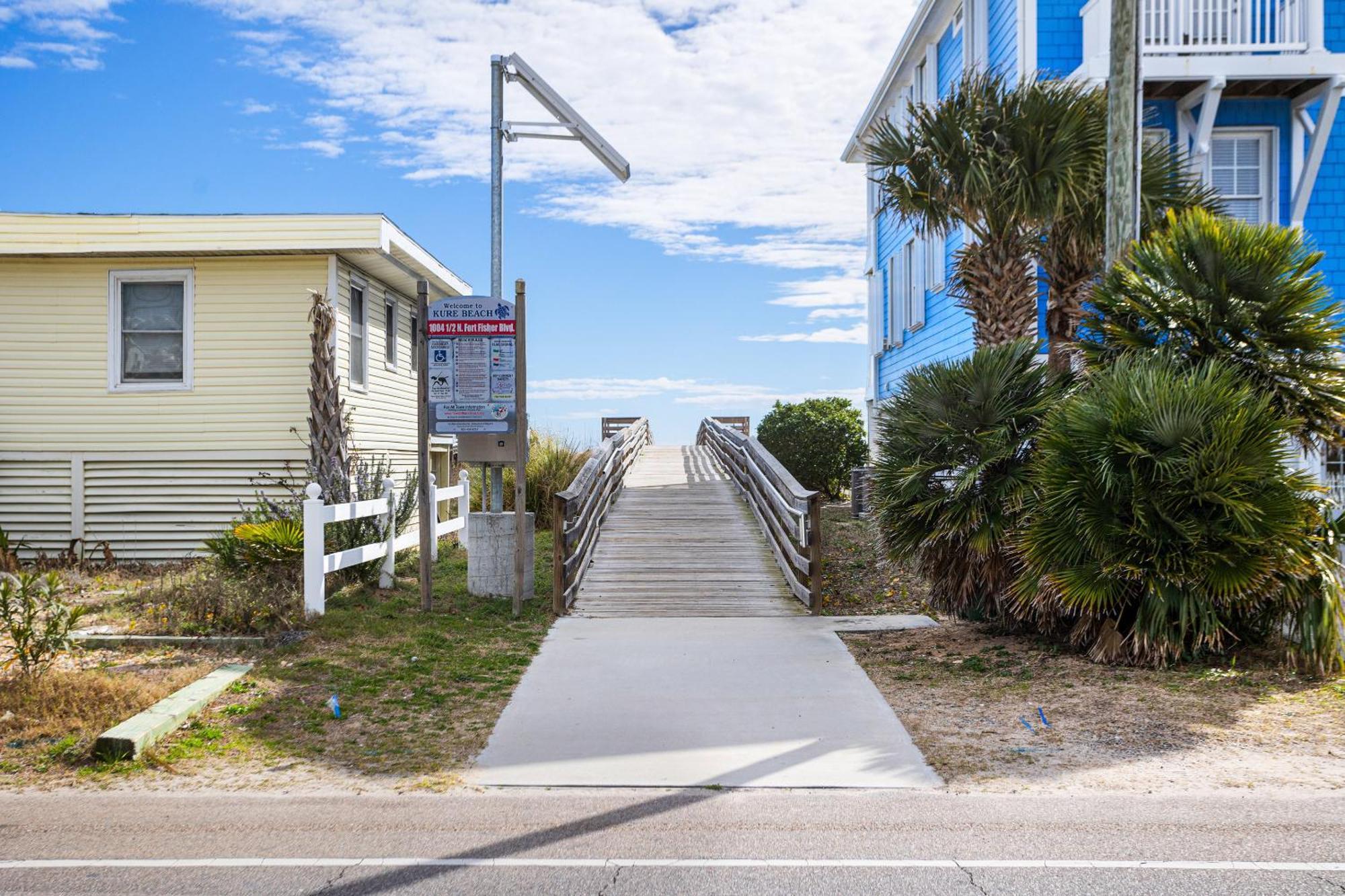 Tails Of The Sea Villa Kure Beach Exterior photo